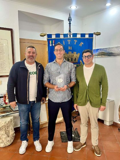 Premiato al Palazzo Comunale Luca Rossini, preparatore atletico di volley femminile 