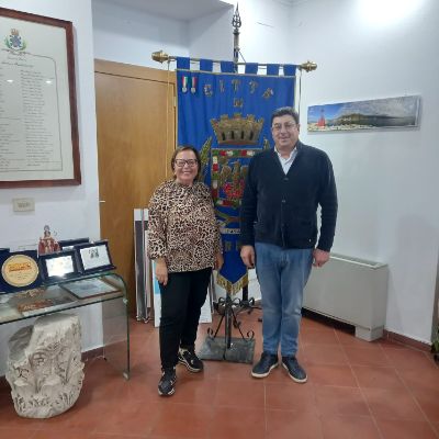 Il Sindaco Gianluca Taddeo e l'Assessore all'Ambiente Francesca Di Rocco