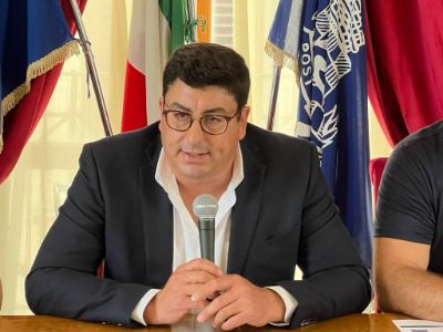 Il sindaco di Formia Taddeo