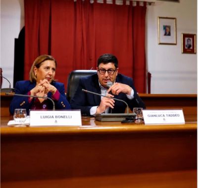 Il Sindaco Gianluca Taddeo e l'Assessore alla Cultura e alla Pubblica Istruzione Luigia Bonelli