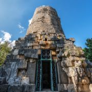 26 Tomba di Cicerone