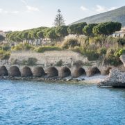 62 Grotte di Sant'Erasmo viste dal mare